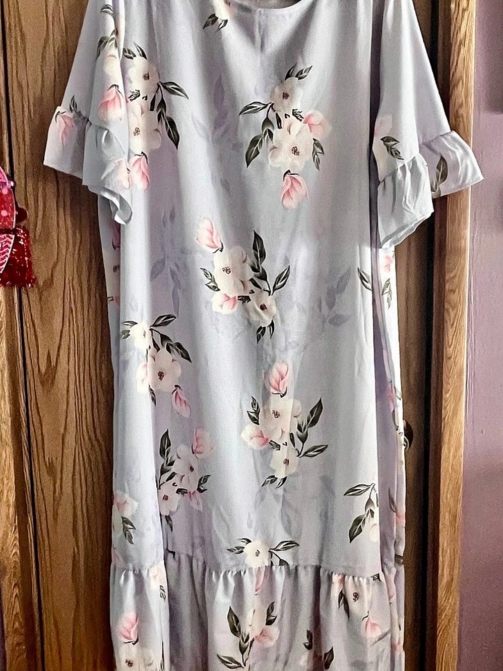 Floral Ruffle Sleeve Mini Dress in Gray & Pink